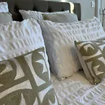 La Demeure Des Sacres - Cathedrale Bed & Breakfast