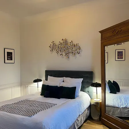 La Demeure Des Sacres - Cathedrale Bed & Breakfast 3*