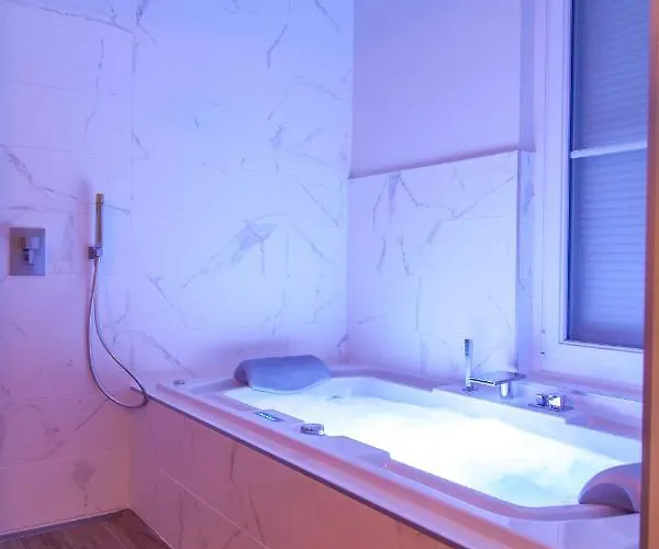 La Demeure Des Sacres - Cathedrale 4* Reims