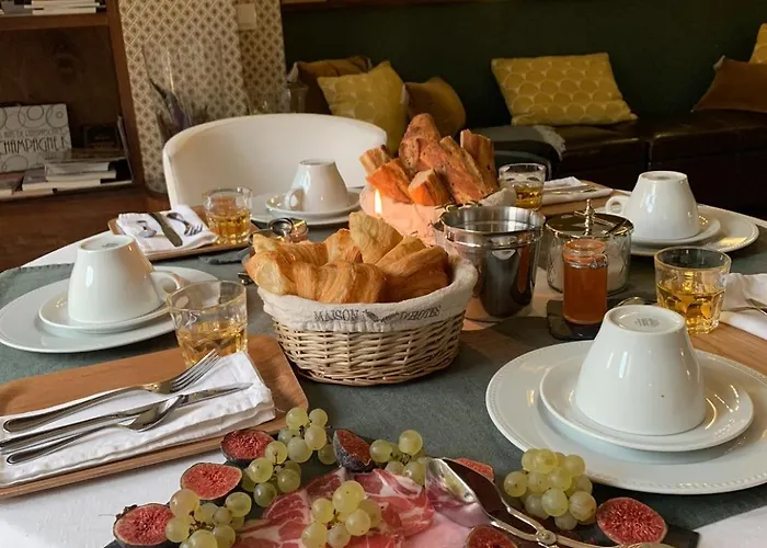 La Demeure Des Sacres - Cathedrale 4*