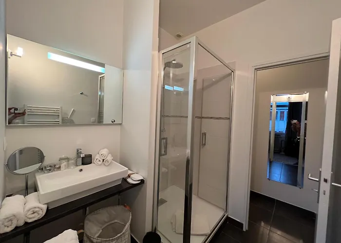 Bed & Breakfast La Demeure Des Sacres - Cathedrale