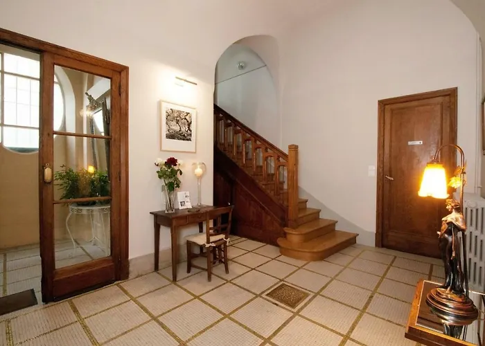 La Demeure Des Sacres - Cathedrale 4* Reims